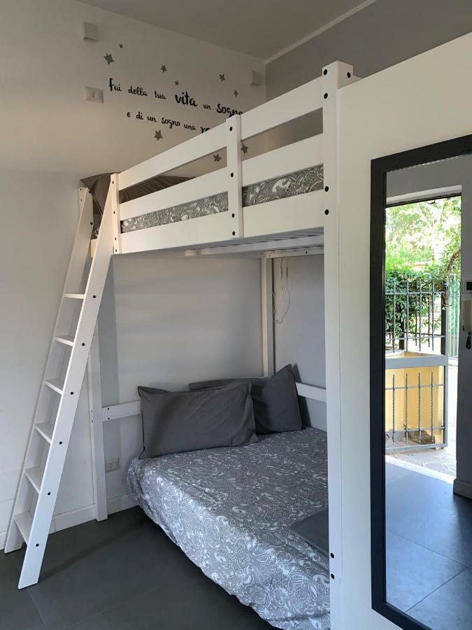 Ferienwohnung A Casa Di Elly Rom Exterior foto